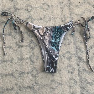 Colorful bottoms bottoms!